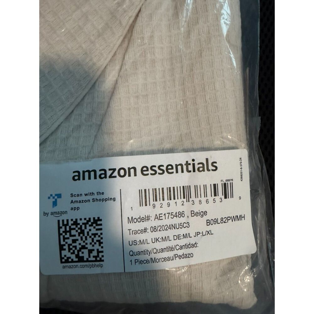 Amazon Essentials Men (Medium-Large) Waffle Robe - Picture 6 of 6